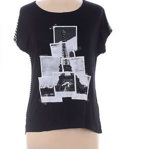 Lavish
Size L Short sleeve t-shirt